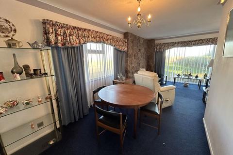 2 bedroom detached bungalow for sale, Penrhyn Beach East, Penrhyn Bay