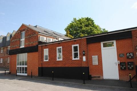 Office to rent, Gresham Road, Brentwood