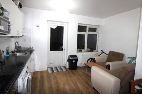 2 bedroom flat to rent, London N7