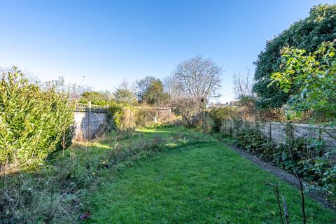 3 bedroom detached house for sale, Turnbull Road, Chichester