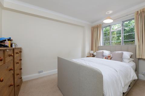 2 bedroom apartment for sale, Woodside, London SW19