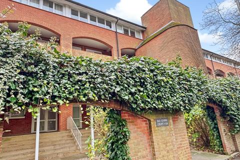 3 bedroom apartment for sale, Grimston Gardens, Kent CT20