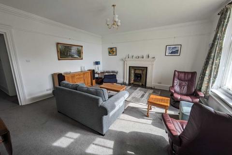 2 bedroom apartment to rent, Sandgate Road, Kent CT20