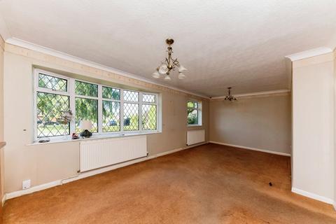 4 Chestnut Close, Waltham, Grimsby, DN37 0ED