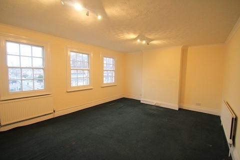 3 bedroom apartment to rent, Station Road, Harrow