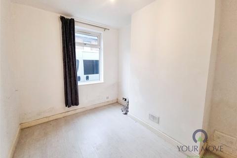 3 bedroom end of terrace house to rent, Church Street, Newcastle ST5