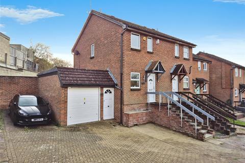 2 bedroom end of terrace house for sale, Winchelsea Road, Kent ME5