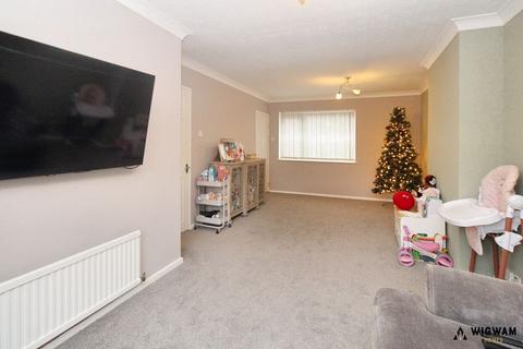 3 bedroom terraced house for sale, Elgar Road, Hull, HU4