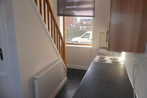 2 bedroom terraced house to rent, Little Hey Street, Oldham OL2