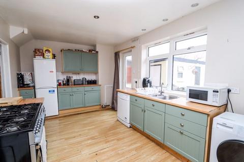 19 Bishops Mead, Cleeve, Bristol, BS49 4NH