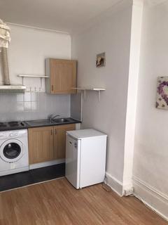 Studio to rent, Modern Studio in Willesden Green