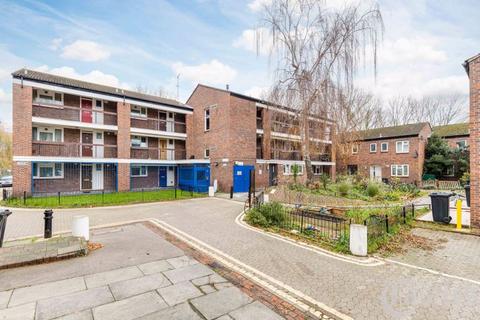 1 bedroom apartment for sale, Edwins Mead, Lindisfarne Way, E9