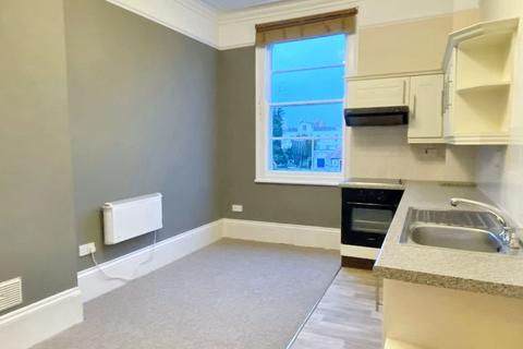 1 bedroom apartment for sale, St. Georges Square, Cheltenham GL50