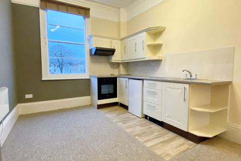 1 bedroom flat for sale, St. Georges Square, Cheltenham GL50