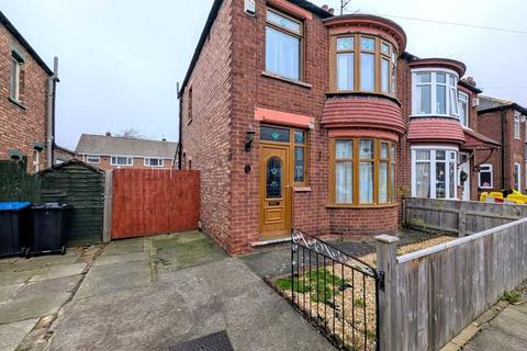 3 bedroom semi-detached house for sale, Ravenscroft Avenue, Middlesbrough TS5