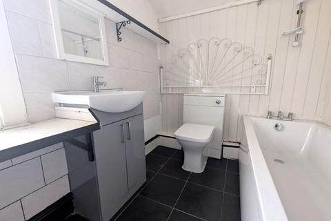 2 bedroom terraced house for sale, Warwick Street, Middlesbrough TS1