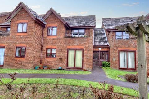 2 bedroom retirement property for sale, Old School Close, High Wycombe HP14