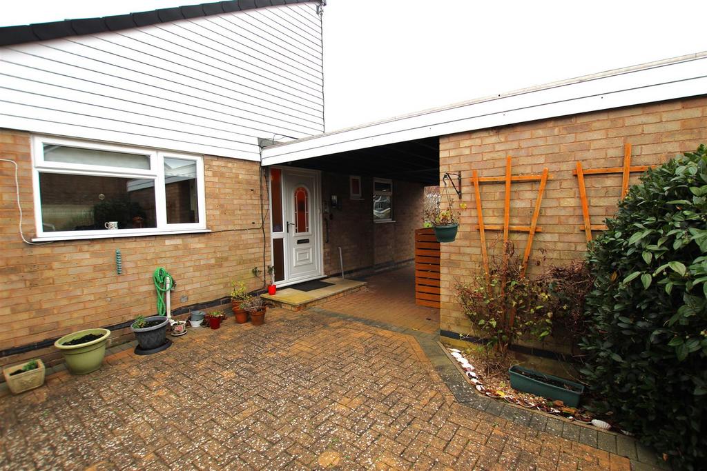 Rear courtyard