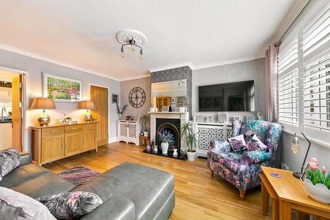 3 bedroom end of terrace house for sale, Stretton Road, Richmond, TW10