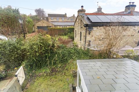 2 bedroom end of terrace house for sale, Providence Row, Shipley BD17