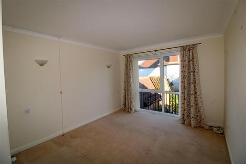 2 bedroom retirement property for sale, Homeshore House, Sutton Road, Seaford