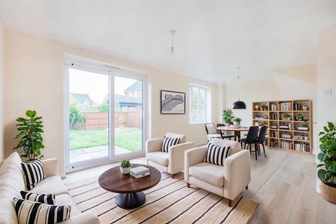 14 Attlee Way, Dereham, NR19 2XH