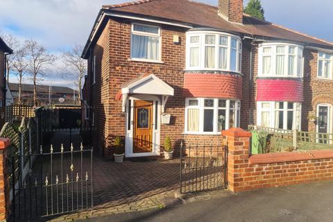 3 bedroom semi-detached house for sale, Luke Road, Droylsden