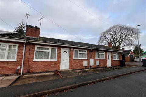 1 bedroom bungalow to rent, Doctor Cookes Close, Leicester LE9