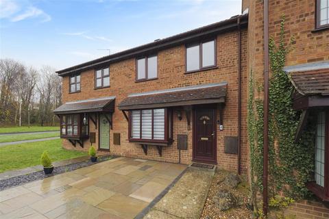 3 bedroom terraced house for sale, Rampion Close, Grove Green