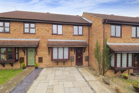 3 bedroom terraced house for sale, Rampion Close, Grove Green