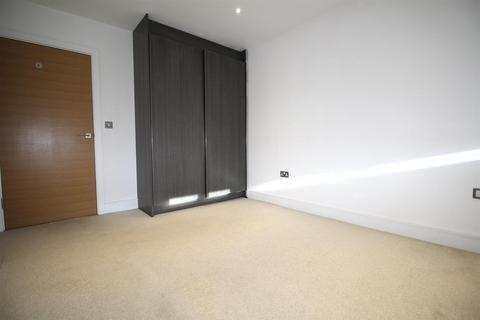 1 bedroom flat to rent, Burlington House, Waltham Cross