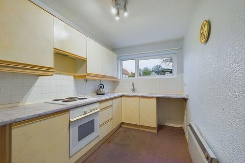 1 bedroom ground floor flat for sale, Cissbury Road, Worthing BN14