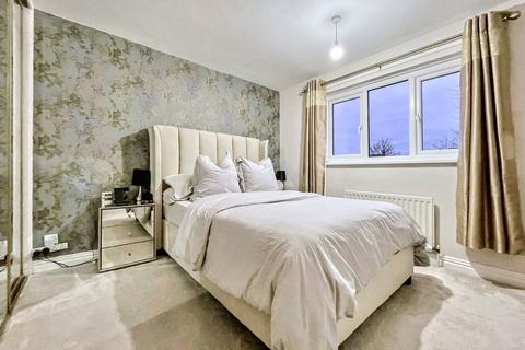 157 Brougham Court, Peterlee, SR8 1PZ