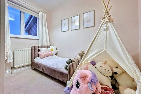 157 Brougham Court, Peterlee, SR8 1PZ