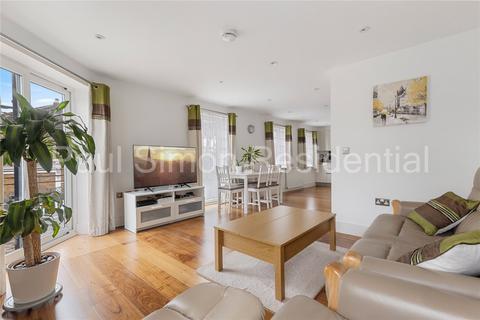 3 bedroom apartment for sale, Finsbury Road, Bounds Green, London, N22