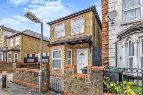 3 bedroom detached house for sale, Hornsey Park Road, London, N8