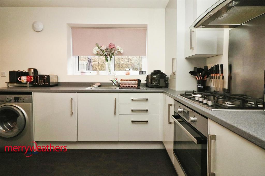 Dining kitchen