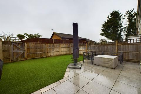 3 bedroom end of terrace house for sale, Beaulieu Gardens, Blackwater, Camberley, Hampshire, GU17