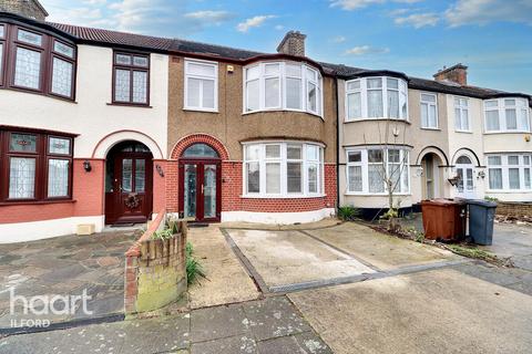 3 bedroom terraced house for sale, Shirley Gardens, Barking