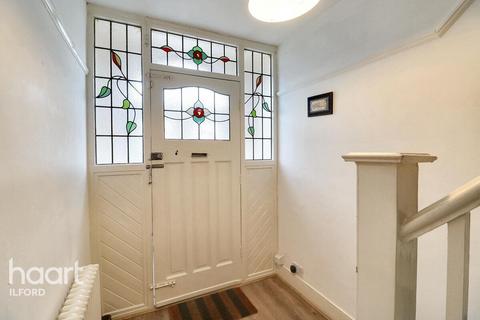 3 bedroom terraced house for sale, Shirley Gardens, Barking