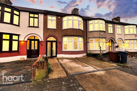 3 bedroom terraced house for sale, Shirley Gardens, Barking