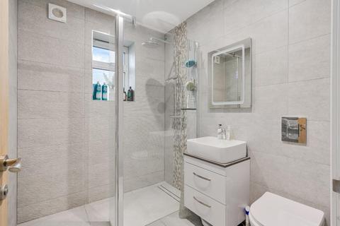 115 Higher Drive, Banstead, SM7 1PS