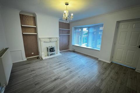 3 bedroom end of terrace house to rent, Millfield Avenue, Walsall