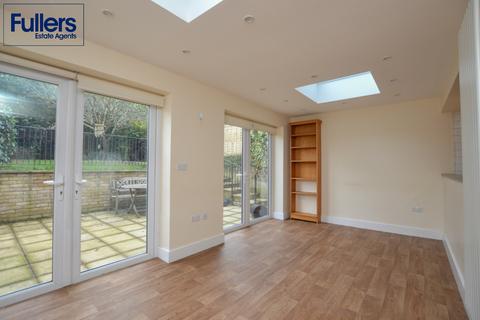 4 bedroom townhouse for sale, Church Hill, London N21