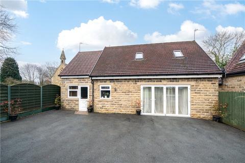 2 bedroom detached house for sale, Hallfield Lane, Wetherby, West Yorkshire, LS22