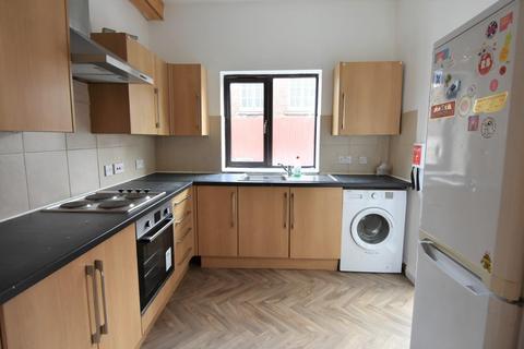 3 bedroom flat to rent, Stokes Croft 1st Floor, Bristol BS1