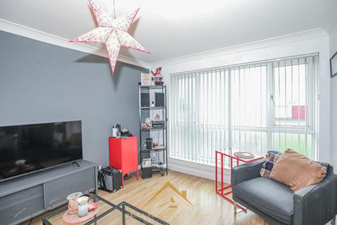 2 bedroom flat for sale, Almond Road, Glasgow G67