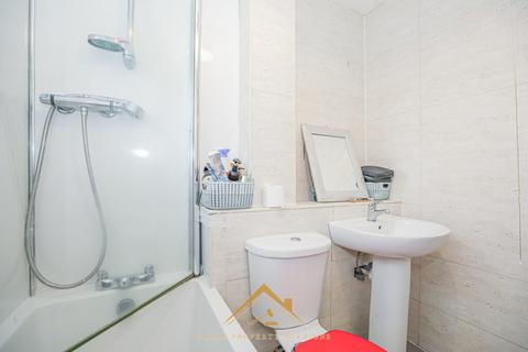 141 Almond Road, Cumbernauld, Glasgow, G67 3LS