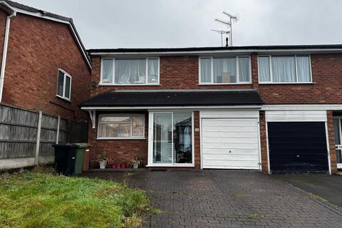 4 bedroom house to rent, Helston Road, Walsall