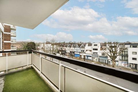 2 bedroom flat to rent, Regents Park Road, London N3